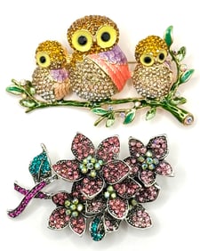 Lot of 2 Beautiful Pieces of Studded Fashion Jewelry Brooches