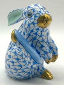 Beautiful HEREND Hungary Blue Fishnet Porcelain Rabbit Figurine