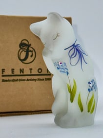 Gorgeous FENTON Artist Signed Hand Painted Cat in Original Box