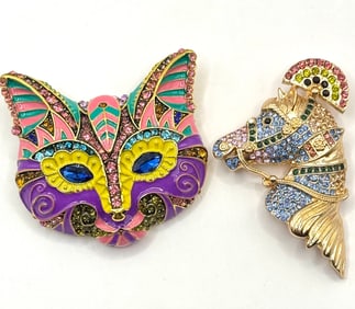 Lot of 2 Beautiful Pieces of Studded Fashion Jewelry Brooches