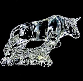 Wonders of the Wild German Crystal Wild Charging BULL
