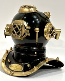 Very Cool United States Navy Mark V Desktop Display Diving Helmet