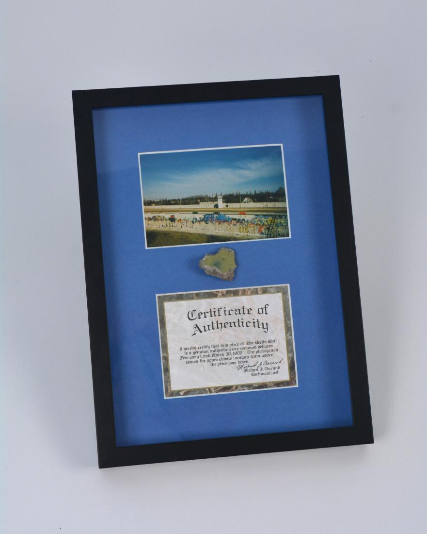 Piece of the Berlin Wall with COA and Photo (1 of 2)