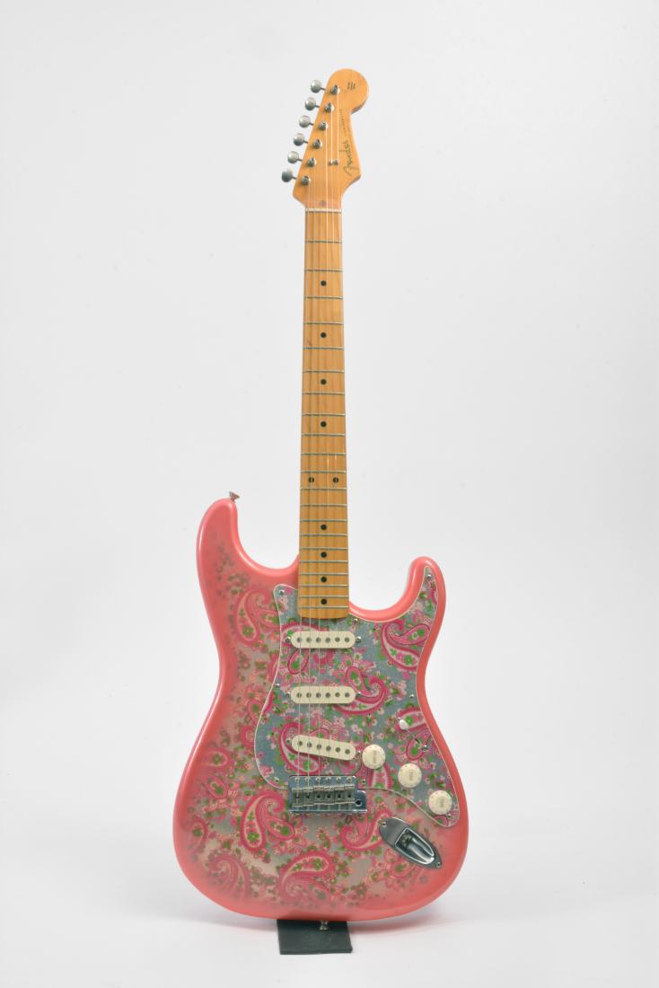 1990s Paisley Fender Stratocaster (1 of 8)