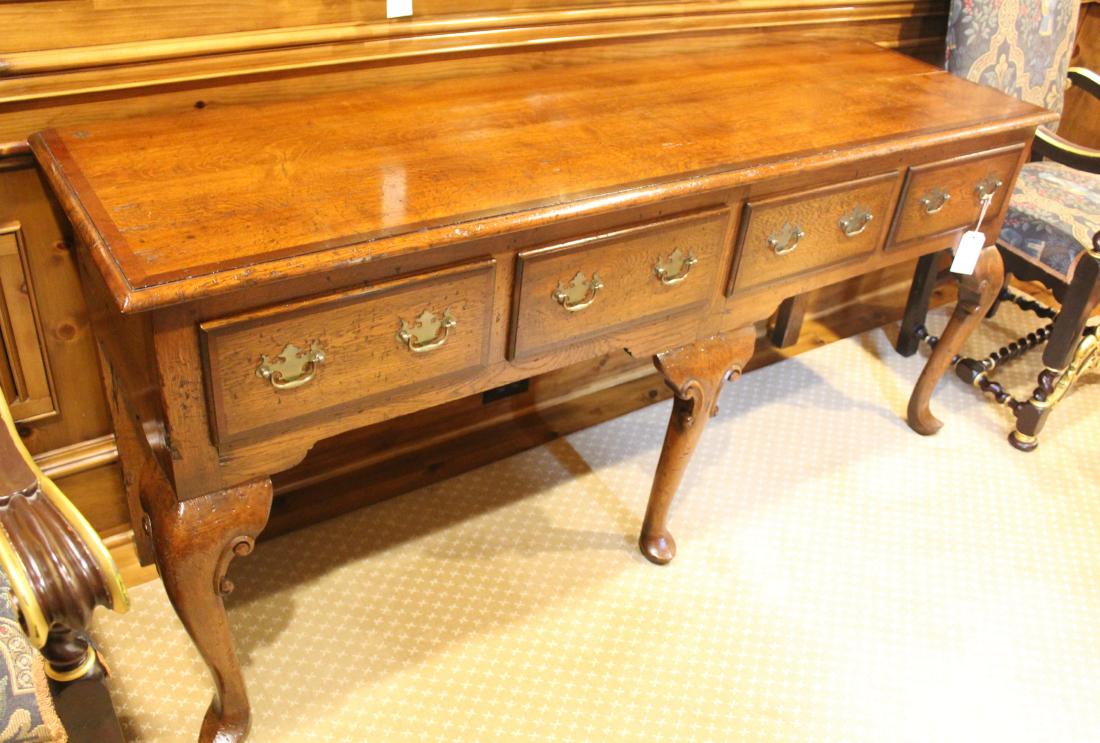 Queen Anne Style Sideboard (1 of 4)