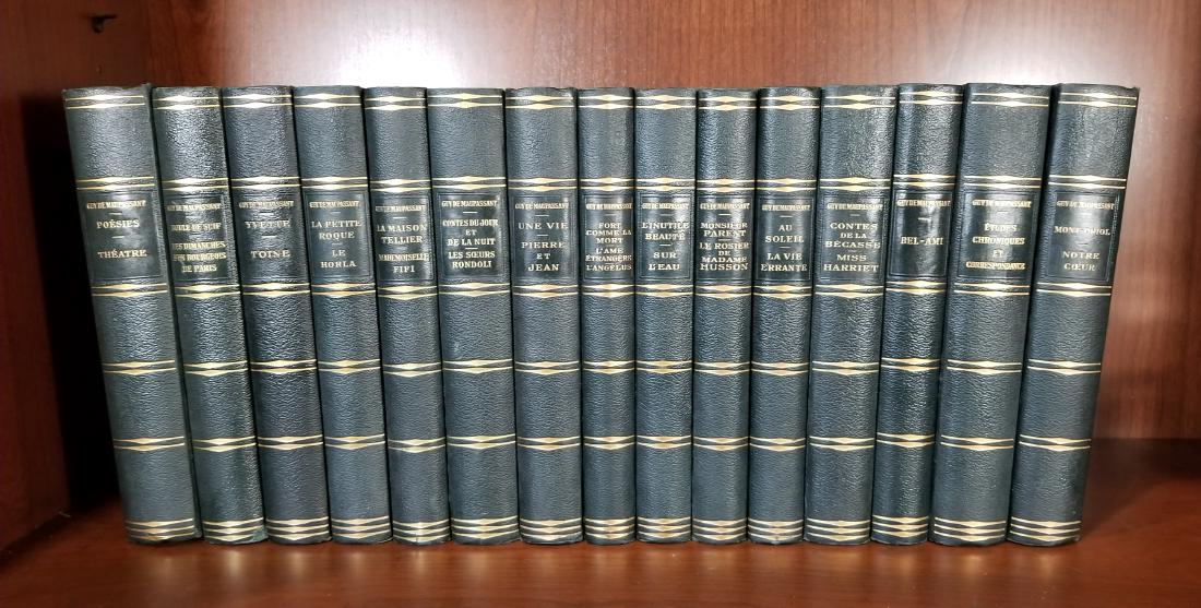 Oeuvres completes illustrees de Guy de Maupassant (R. (1 of 3)