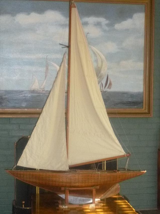 Wooden Pond Sailboat C. 1920s (1 of 8)