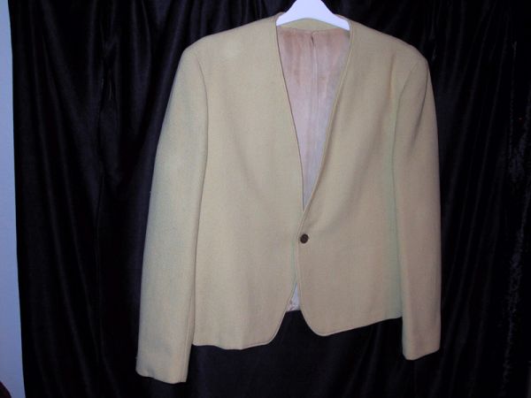 Elvis' Yellow "Viva Las Vegas" Jacket - 4