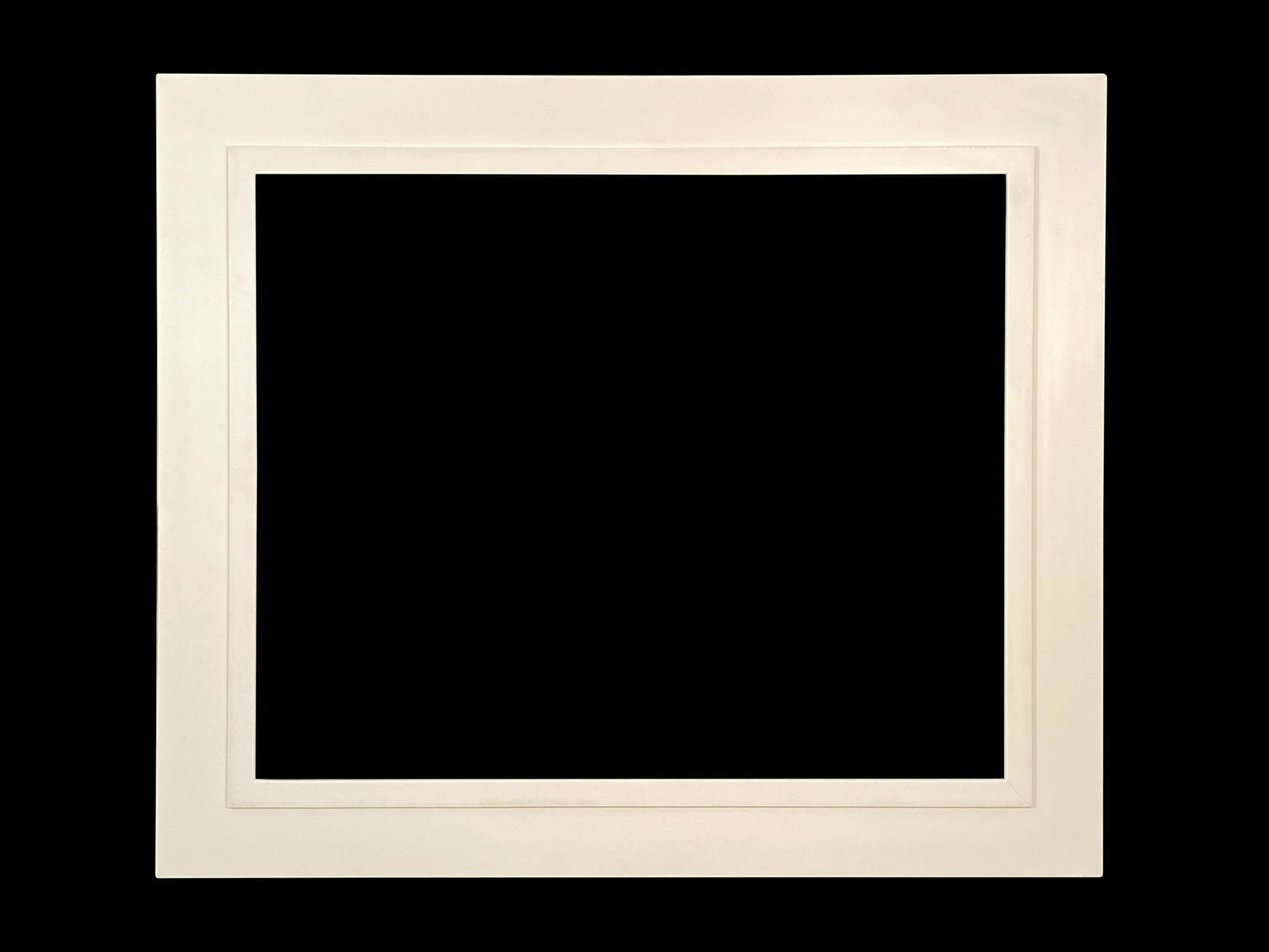 Eli Wilner, Amer. c. 1930 Style Ex. M. Hartley: Eli Wilner Frame, American c. 1930 Style Frame Ex. Marsden Hartley Shaped and painted Based on an American c. 1930 period frame. As opposed to mass-produced frames, original Eli Wilner hand-crafted fr