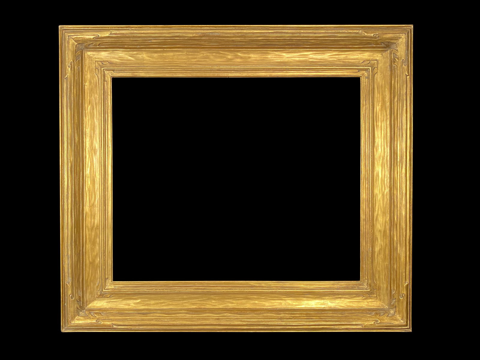 Eli Wilner Frame, Taos American c. 1920 Style: Eli Wilner Frame, American c. 1920 Taos Style Frame Carved and gilded frame Based on an American c. 1920 Taos style period frame. As opposed to mass-produced frames, original Eli Wilner hand-crafted f