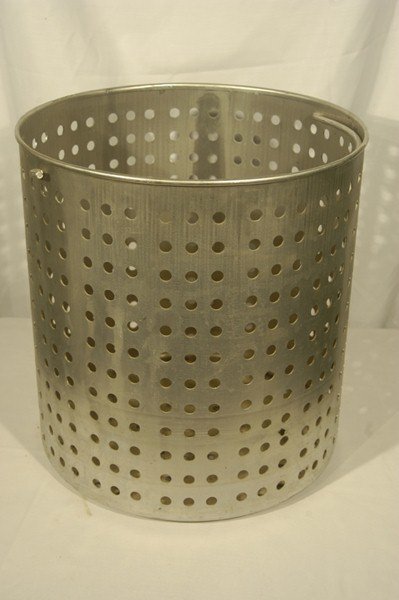 Stock Pot Liners with Handles: Approx. 14 interior stockpot drainers with bucket-style handles. Various sizes