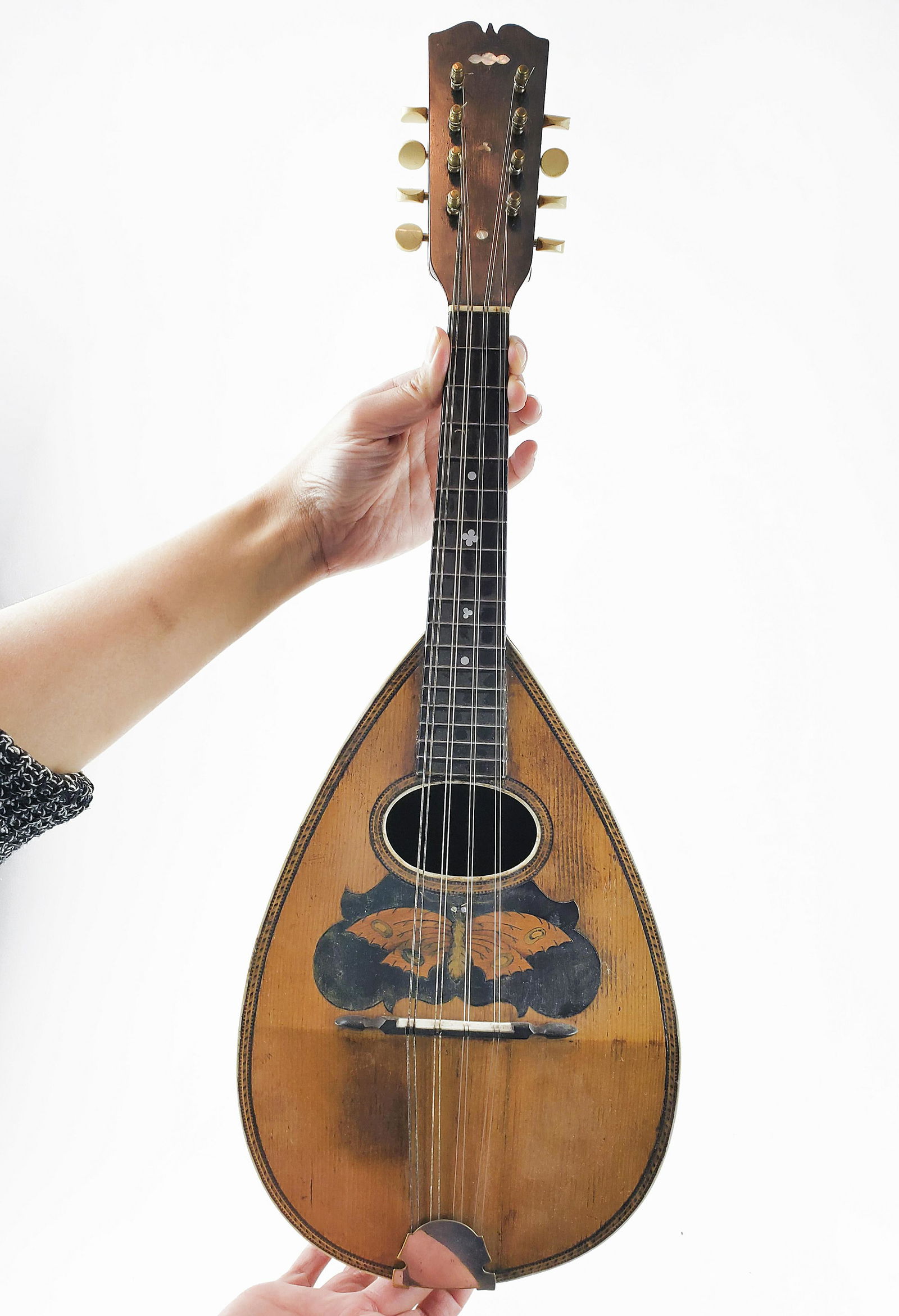 Almcrantz Bowl-Back Mandolin (1 of 9)