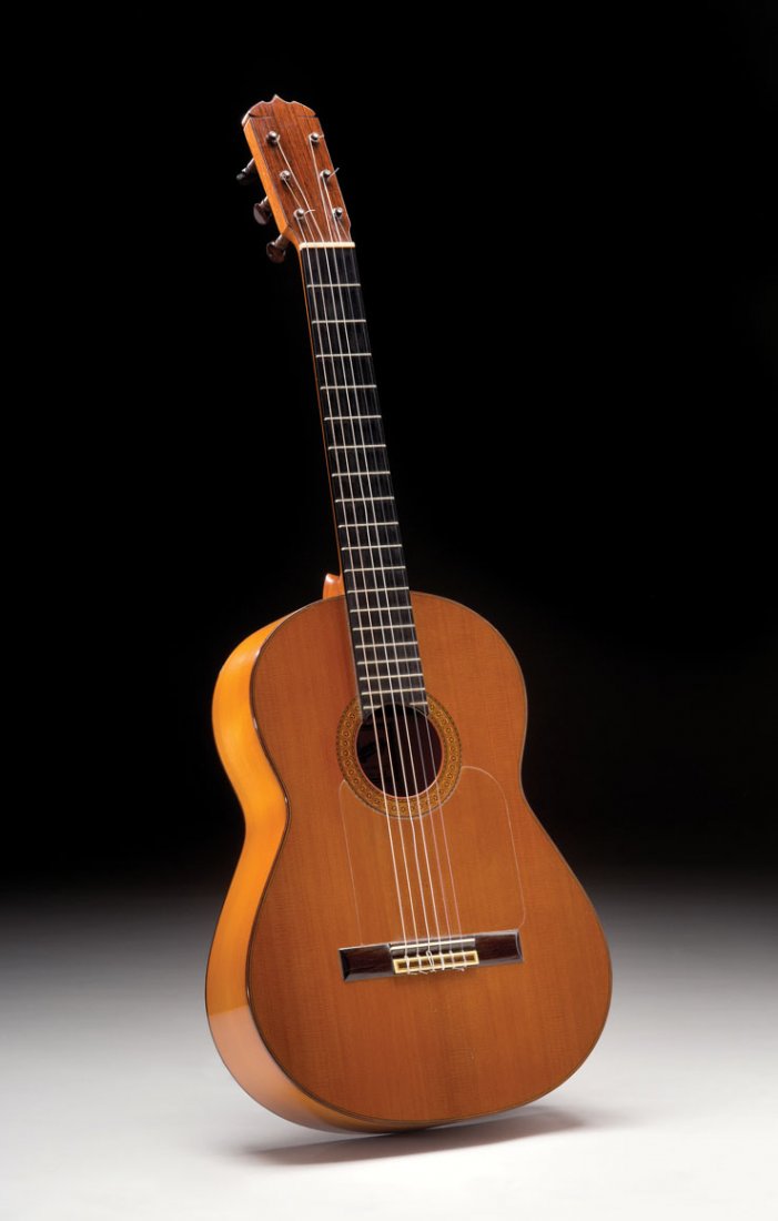 1965 José Ramírez Flamenco: NO RESERVE. The Ramírez workshop under the direction of José Ramírez III is one of the few shops that has earned equal acclaim for both its classical and flamenco guit