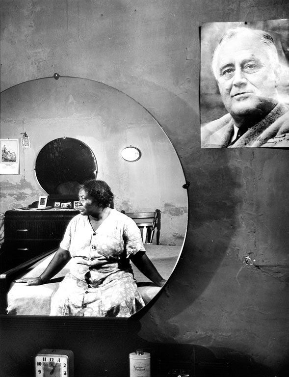 Gordon Parks (1912-2006) (1 of 1)