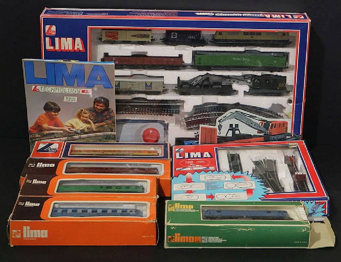 Lima Trains