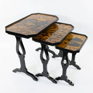 Set of 3 nesting tables covered in tortoiseshell veneer, labelled Maison Franck, famous and: Set of 3 nesting tables covered in tortoiseshell veneer, labelled Maison Franck, famous and acclaimed furniture atelier in AntwerpSet van 3 nesttafeltjes bekleed met schildpadfineer, met etiket Maison