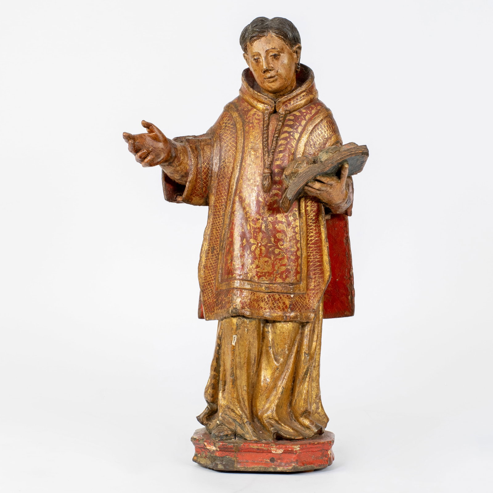 Antique wooden statue of Saint Dominic dressed in priestly robes, a book in his left hand, very well: Antique wooden statue of Saint Dominic dressed in priestly robes, a book in his left hand, very well preserved beautiful polychrome both front and back, Spanish, 18th centuryAntiek houten beeld van Si