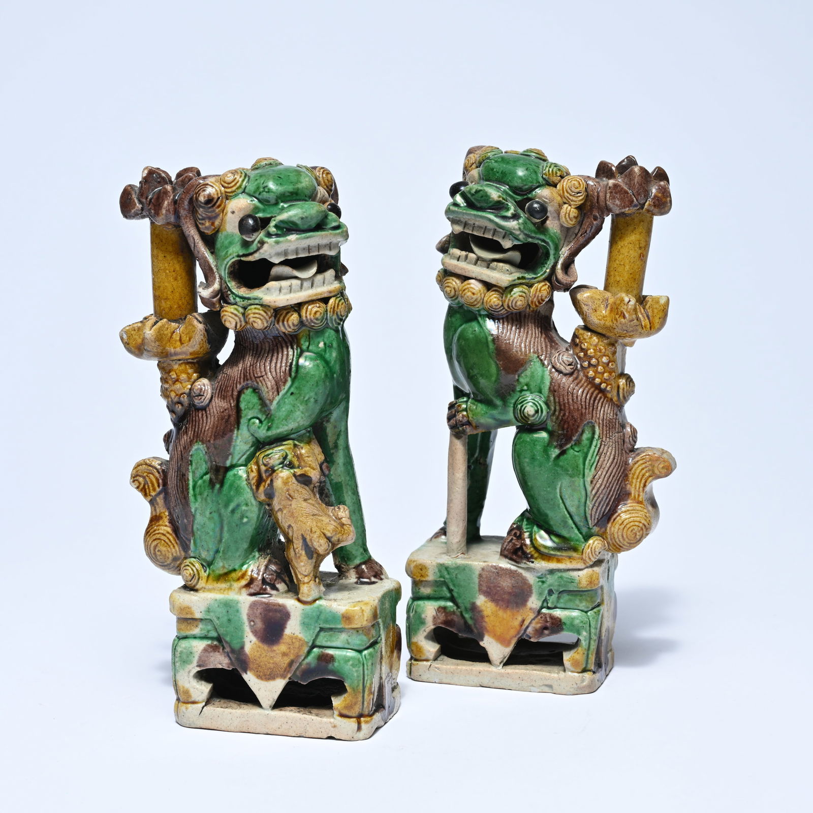 Two Chinese polychrome painted and glazed earthenware Chien Fo's, Guangxu (1 of 8)
