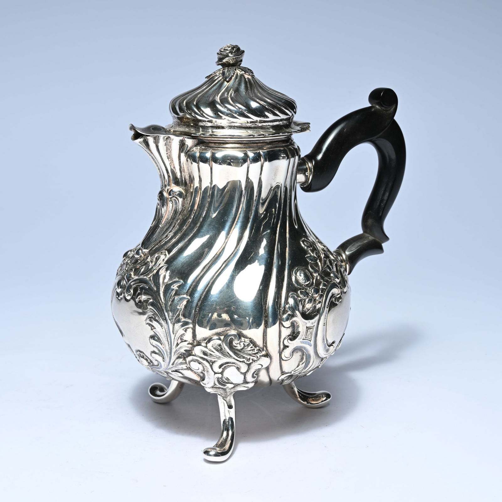 Elegant silver coffee pot or 'marabou can', possibly by Maison Van Dievoet (Brussels), with a (1 of 7)