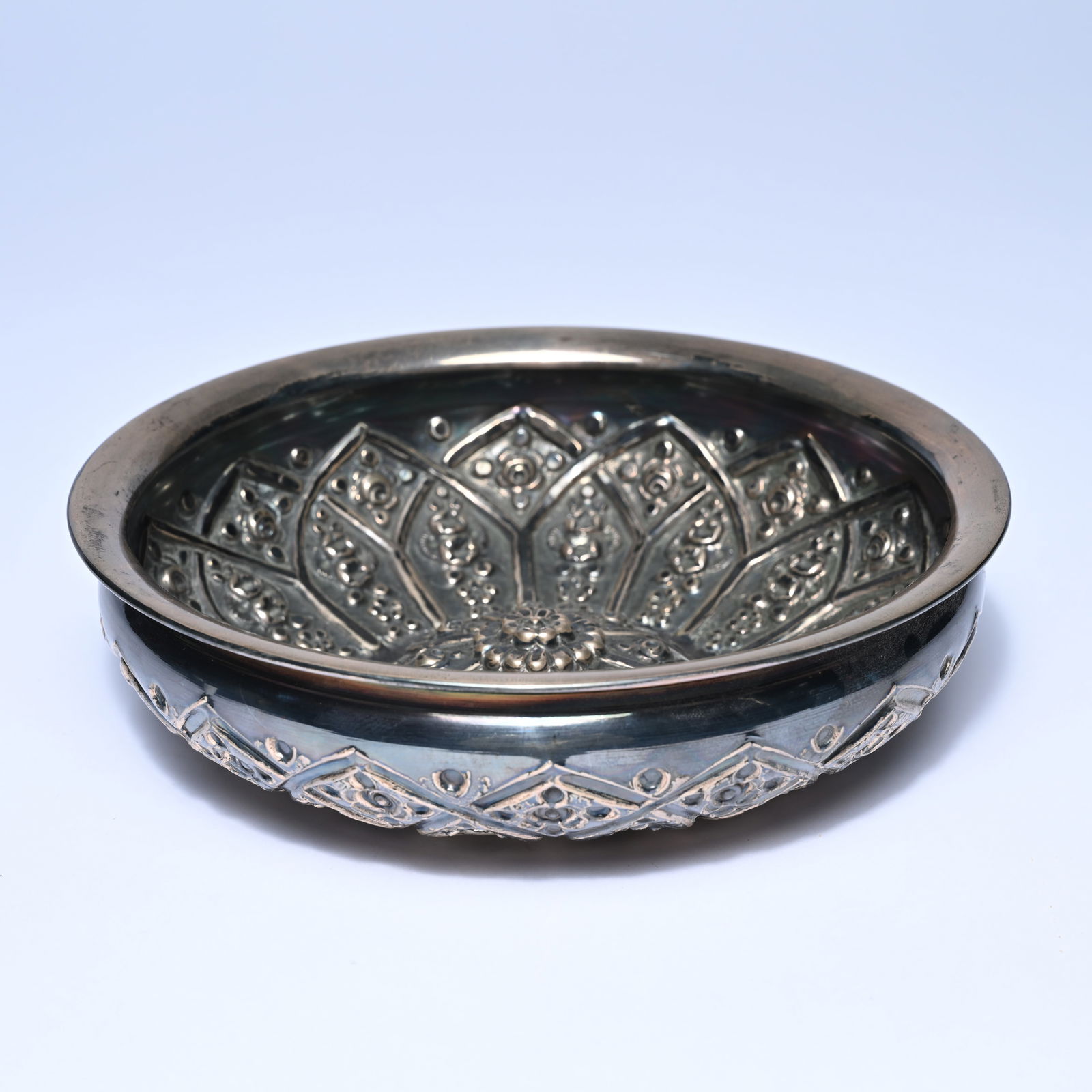 Silver bowl, richly decorated with a geometric floral pattern, 900 silver, 340 grams (1 of 9)