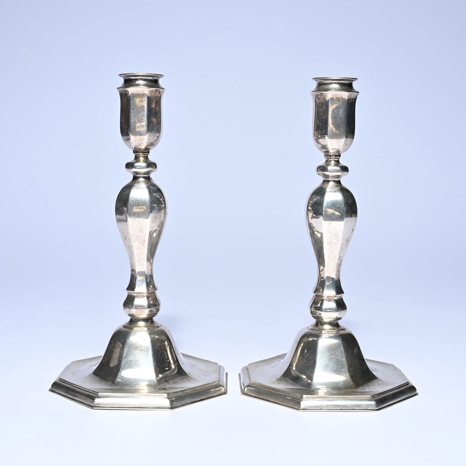 Pair of German solid silver (835) candlesticks, 19th century, hallmarks, weight 860 grams (1 of 9)