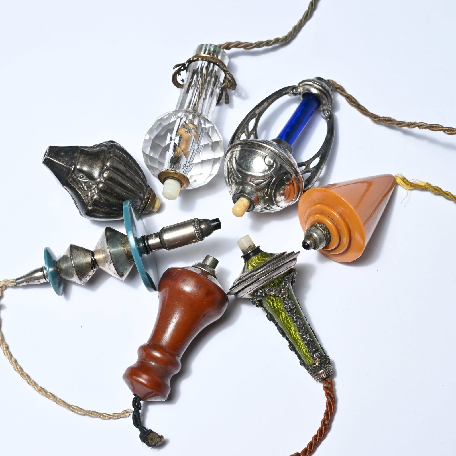 7 parlour bells and butler bells, late 19th - early 20th century, among others in Art Nouveau style (1 of 4)