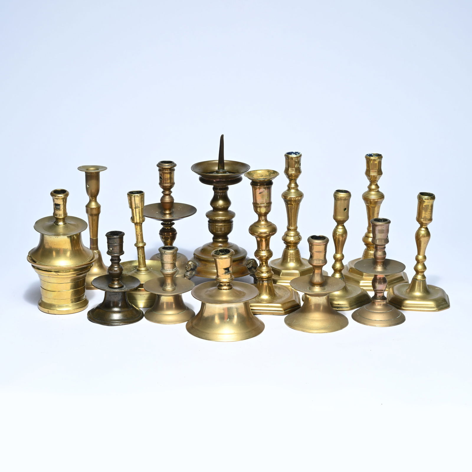 Large lot of antique candlesticks, 17th and 18th century. (1 of 8)