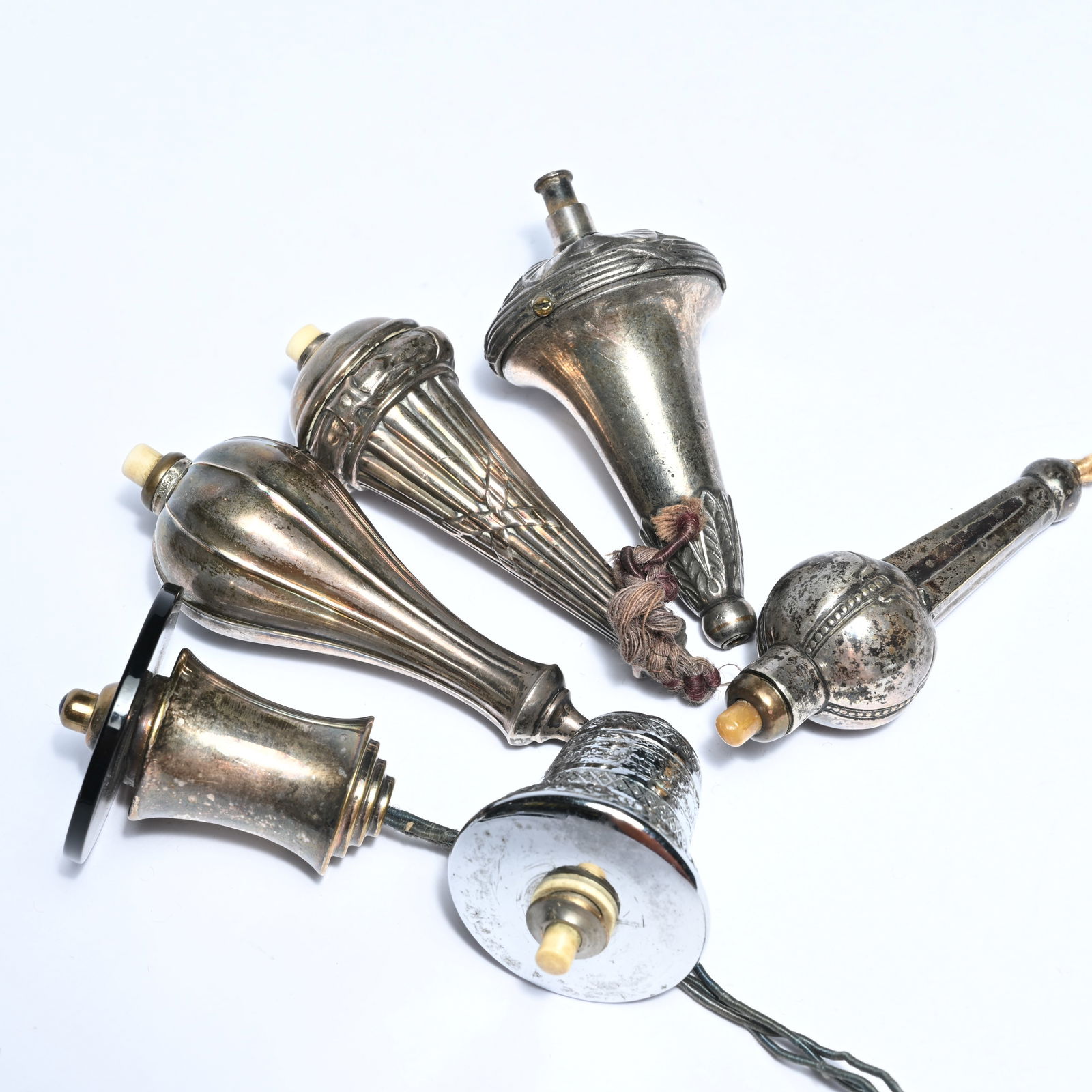 6 parlour bells and butler bells in silver-plated metal (1880-1920) (1 of 4)