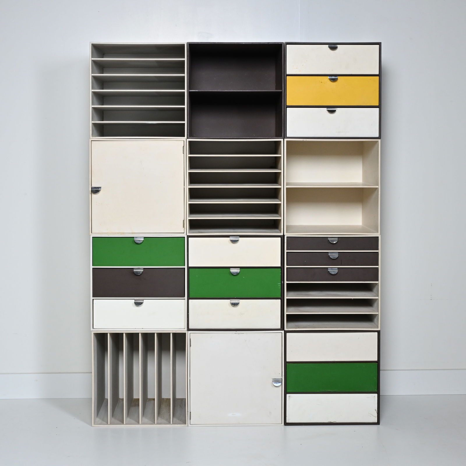 Vintage 1970s Palaset modular storage system in various colors, designed by Ristomatti Ratia for (1 of 4)