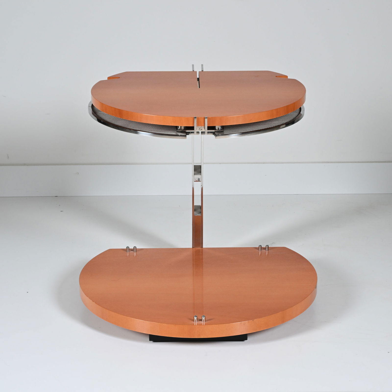 Side table in walnut from the Tresserra collection by Jaime Tresserra, model 'FLY' 1992 (1 of 7)