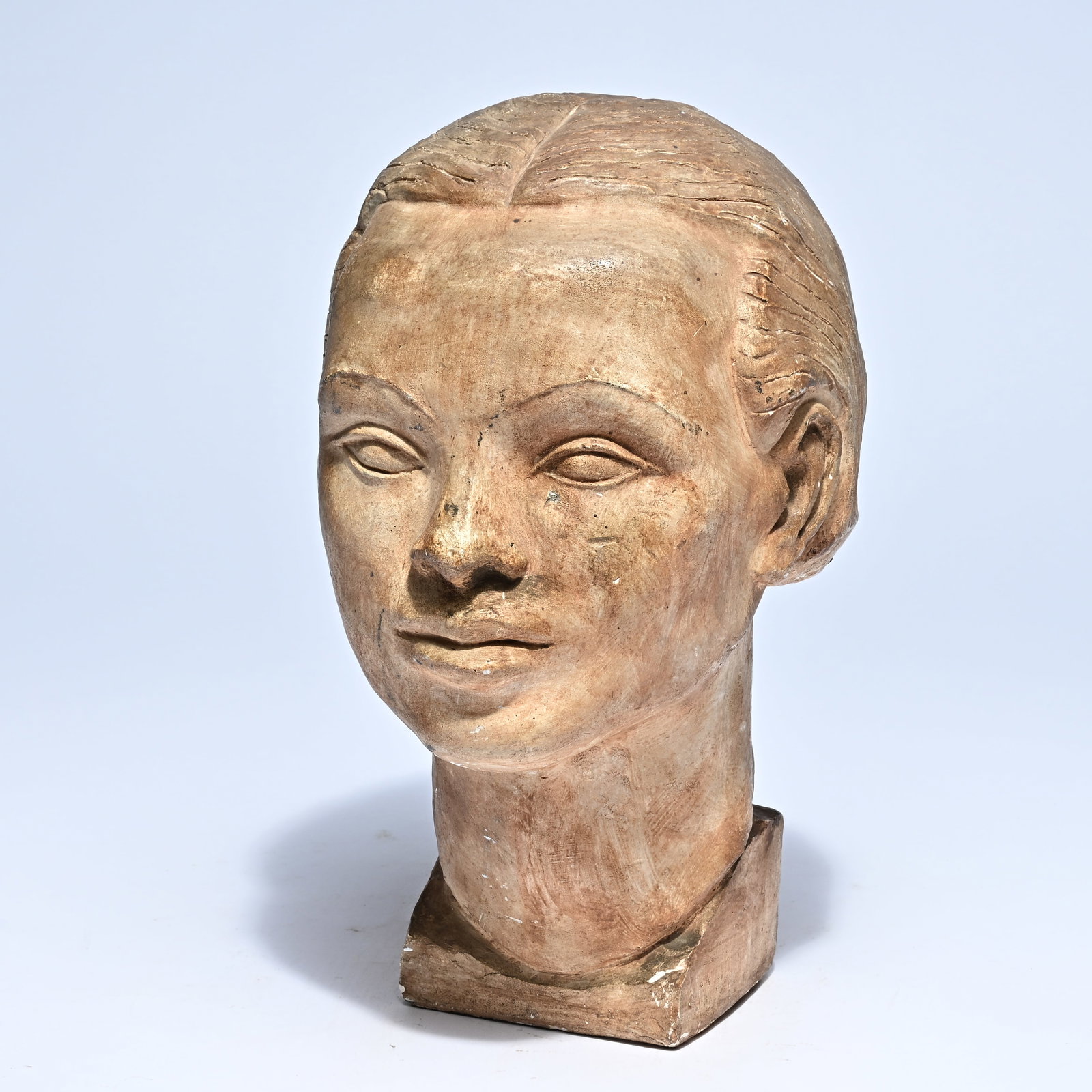 Eugene CANNEEL (1882-1966), patinated plaster head of a young lady: Eugene CANNEEL (1882-1966), patinated plaster head of a young ladyEugene CANNEEL (1882-1966), gepatineerd gipsen hoofd van een jonge dameH 32.5 cm
