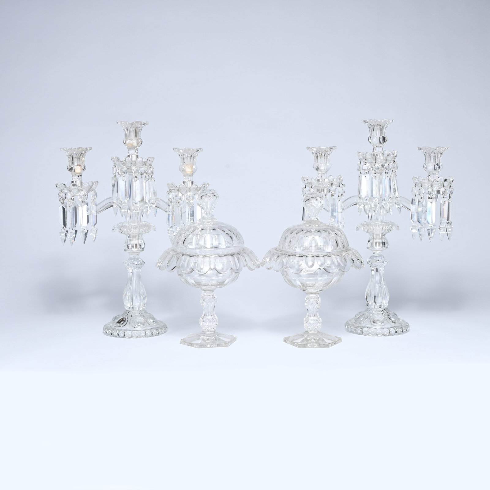Val Saint Lambert, collection of 2 crystal table candlesticks and 2 lidded coupes 'Prince de (1 of 13)