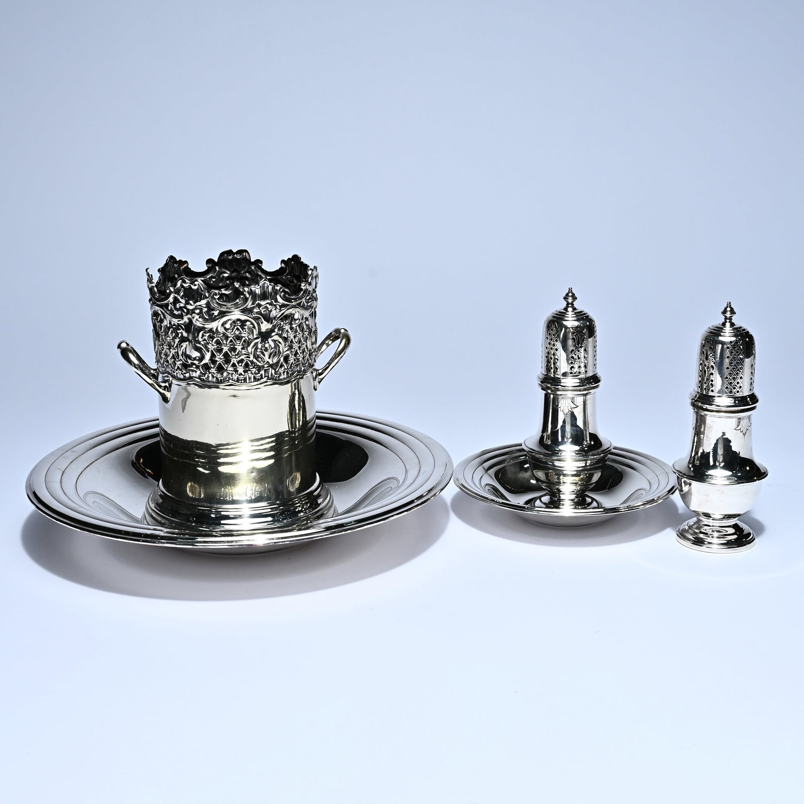 Two silver plates hallmarked 835 (620 g), Silver wine cooler (German/Austrian) hallmarked 940 (600 (1 of 15)