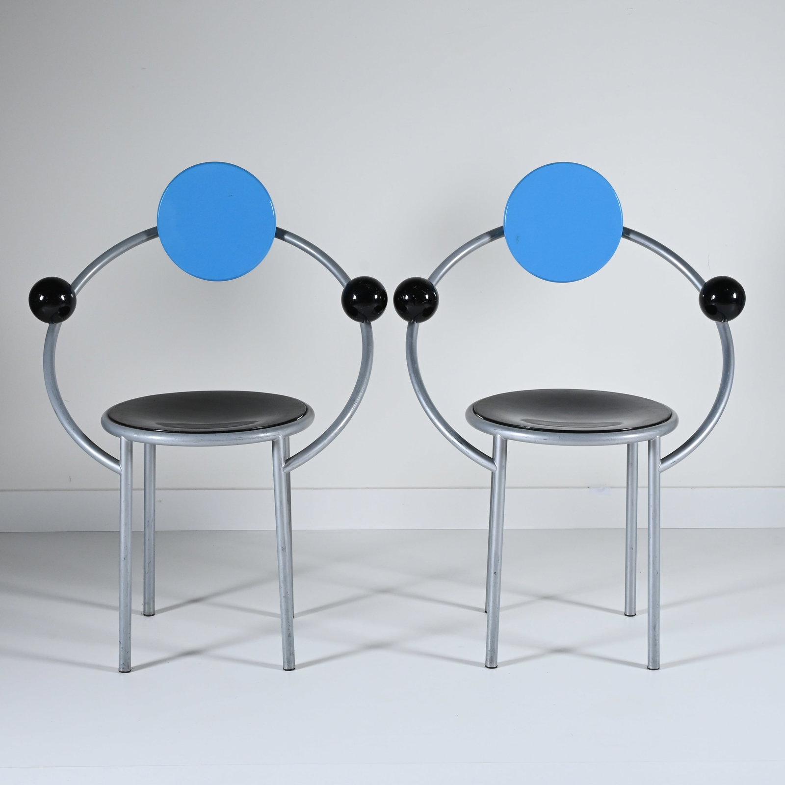 Michele De Lucchi, Memphis Milano, 2 ‘First Chair’ chairs. Postmodernist chair in metal and (1 of 9)