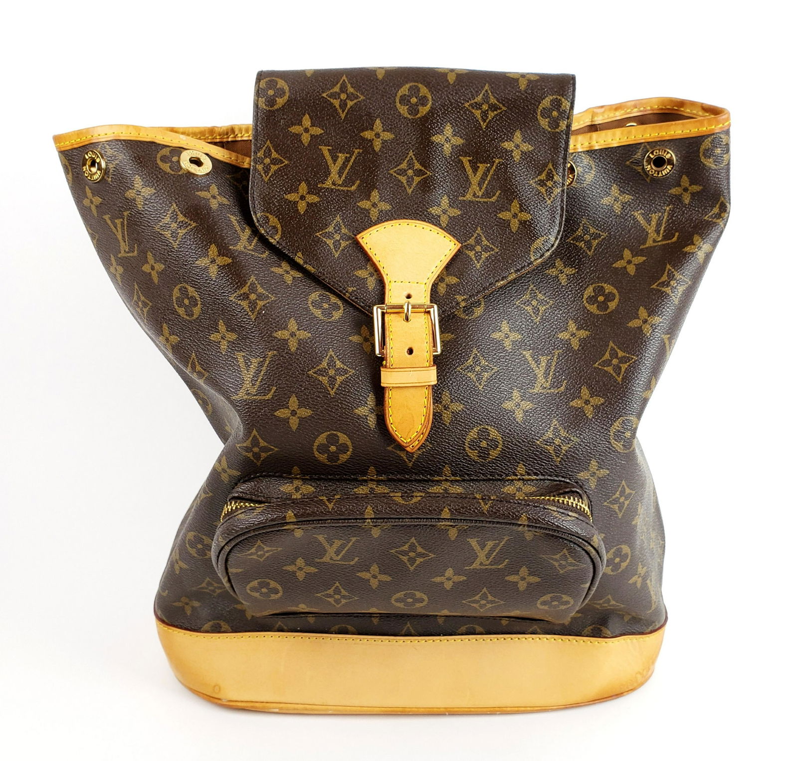 Louis Vuitton Montsouris Monogram Canvas Leather (1 of 14)