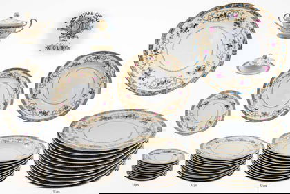 Set of 49 Pieces Colby Noritake Dinner Set