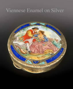 19th Century Enamel On Silver Vanity Powder Box Viennese: 19th Century Viennese Enamel On Silver Vanity Powder Box. 2 3/4"