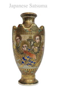 19th C Japanese Satsuma Vase: 19th C Japanese Satsuma Vase. Measures H 4.15"