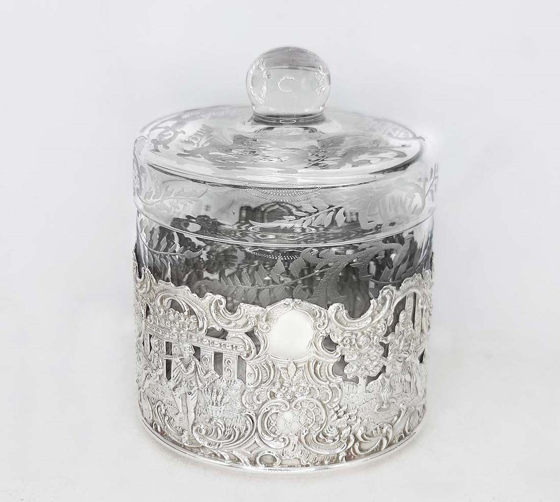 Sterling Silver (77g) Mounted Crystal Round Jar With Lid: Sterling Silver (77g) Mounted Crystal Round Jar With Lid. H 5 1/2" x W 4"