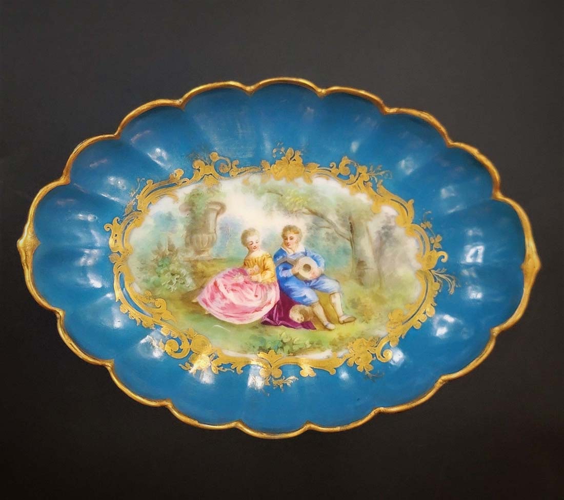 19th C. Sevres figural clock set - 9