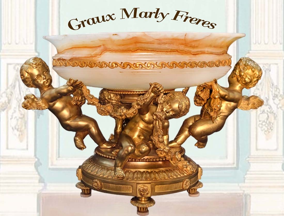 Large 19th C. Figural Bronze & Onyx Top By Graux Marly Freres Bronziers, Paris: Large 19th C. Figural Bronze & Onyx Top By Graux Marly Freres Bronziers, Paris. H 11 1/2" x W 10" x L 16"