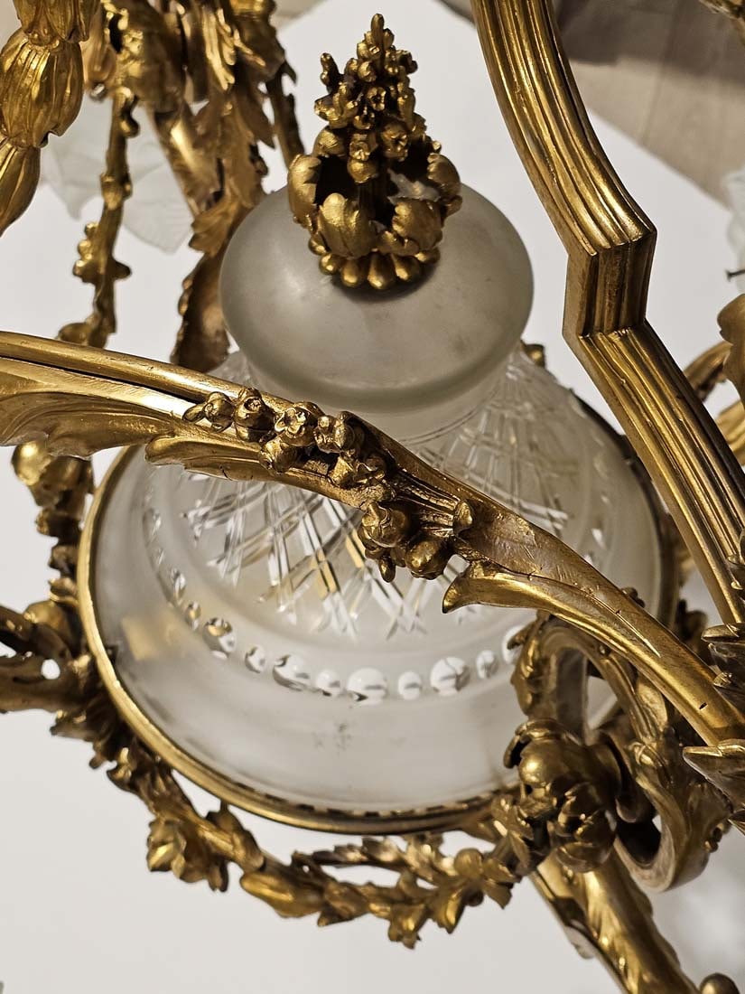 Large French Bronze 14-Lights Chandelier - 3