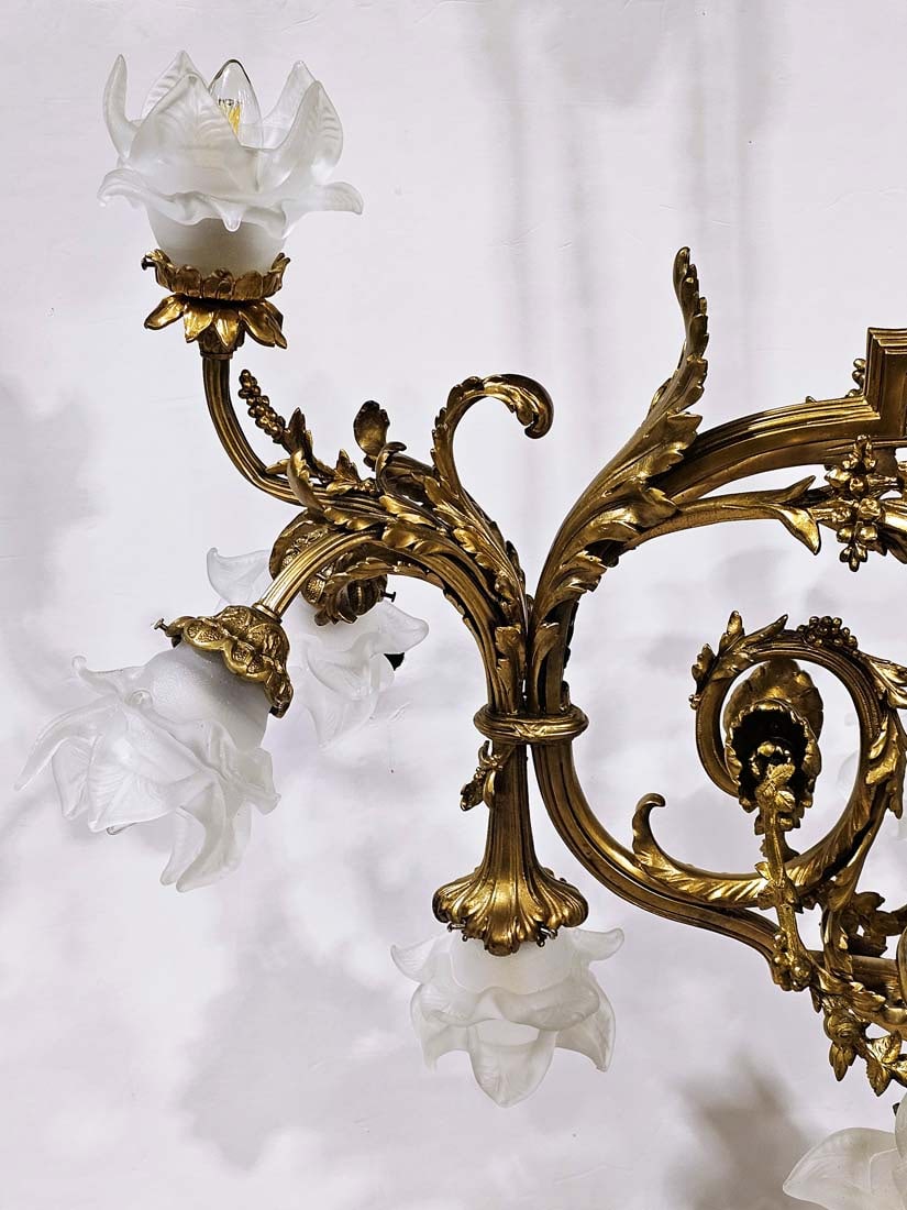 Large French Bronze 14-Lights Chandelier - 5
