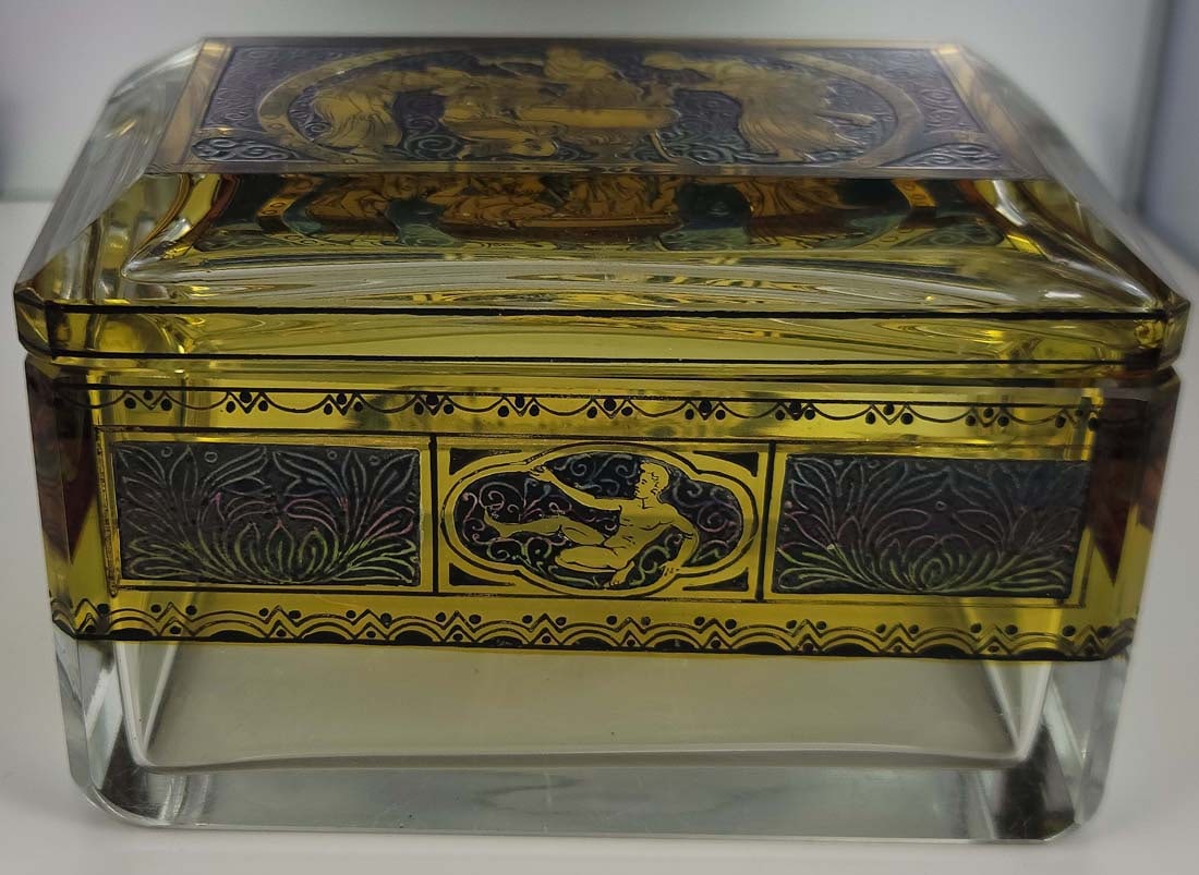 19th C. Crystal Moser Box - 3