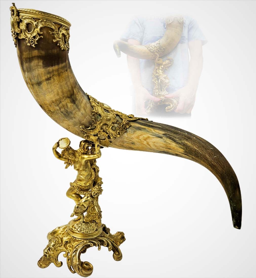Large Late 19th C. Bronze Figural Cornucopia Horn Centerpiece: Large Late 19th C. Bronze Figural Cornucopia Horn Centerpiece. H 20 7/8" x W 15 1/2" x L 13 1/2"