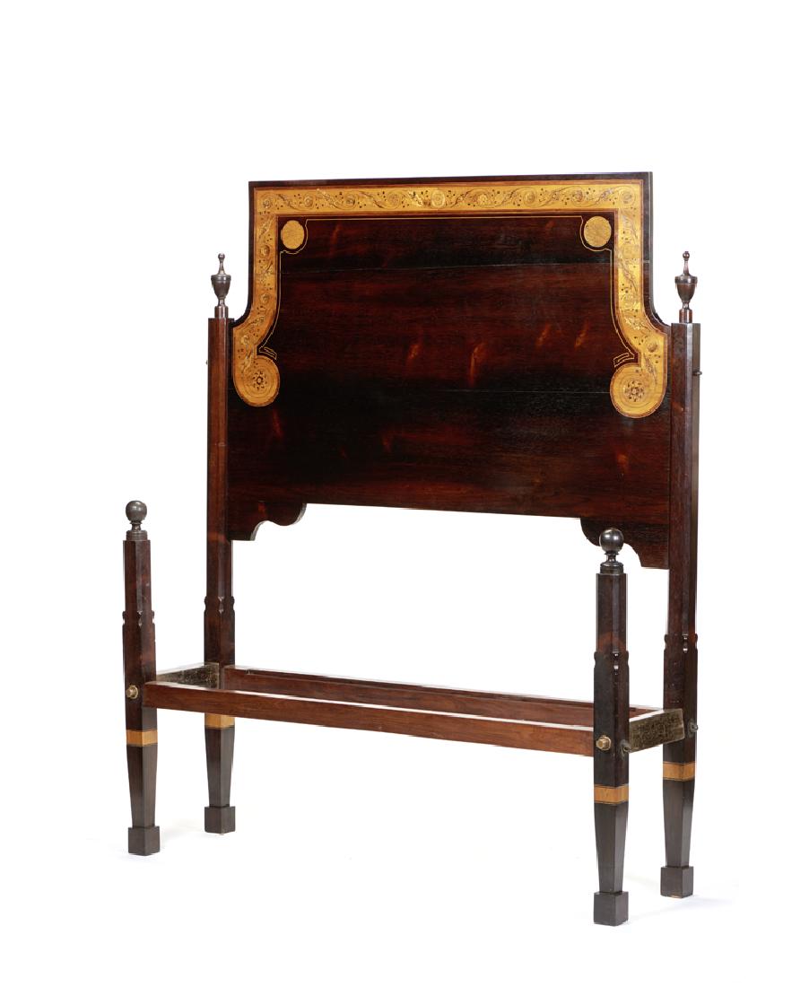 Cama de casal D. Maria, em diversas madeiras (1 of 1)