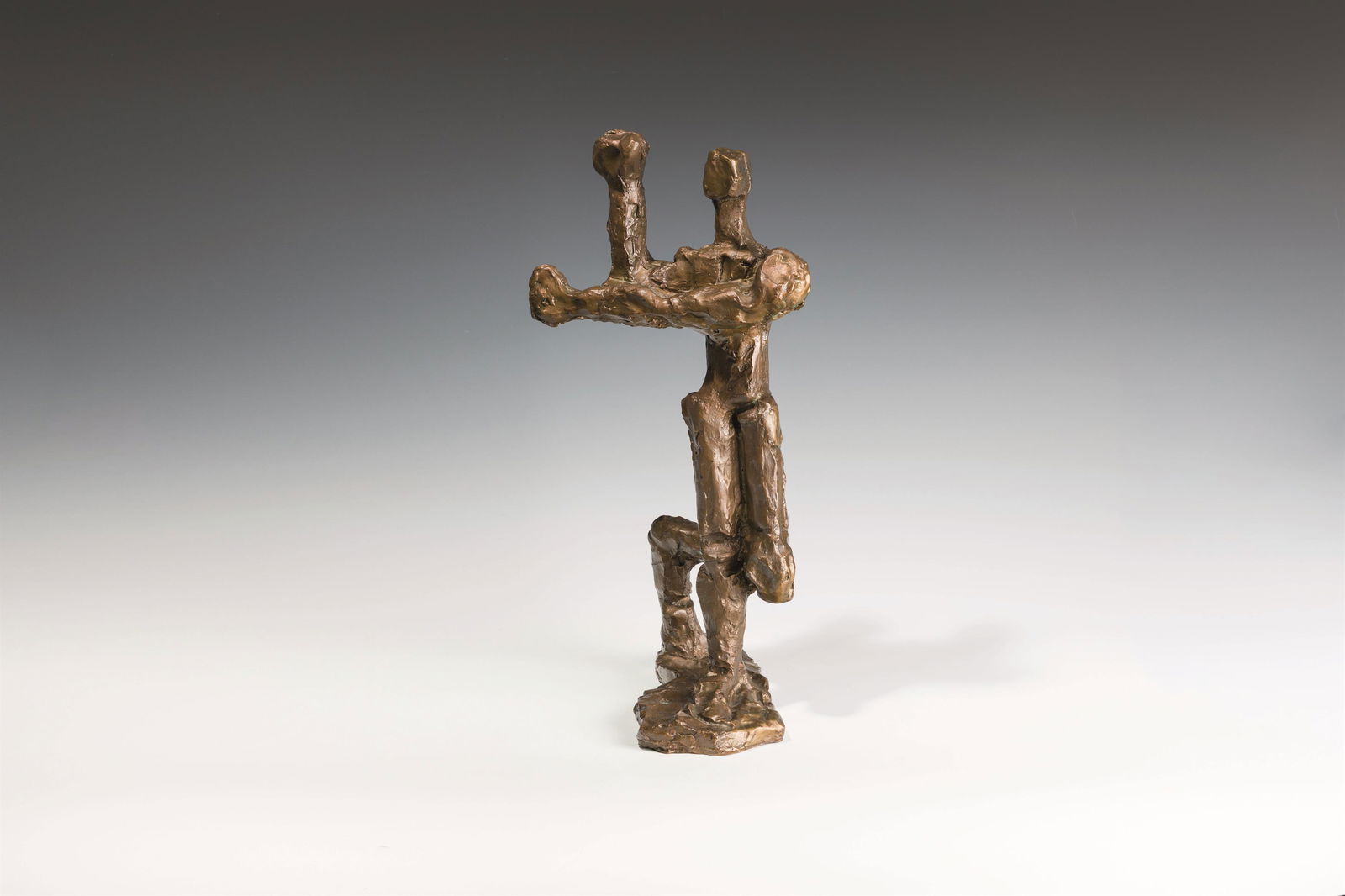 Andreas Urteil: Synthese einer Bewegung 1: Andreas Urteil Synthese einer Bewegung 1 1957/58 Bronze H. 53 cm Nummeriert unten: 3/9 Gießerstempel: Venturi Arte Cera Persa Bologna Auflage: 9 Stück Privatbesitz, Wien Vergleiche: Otto Bre