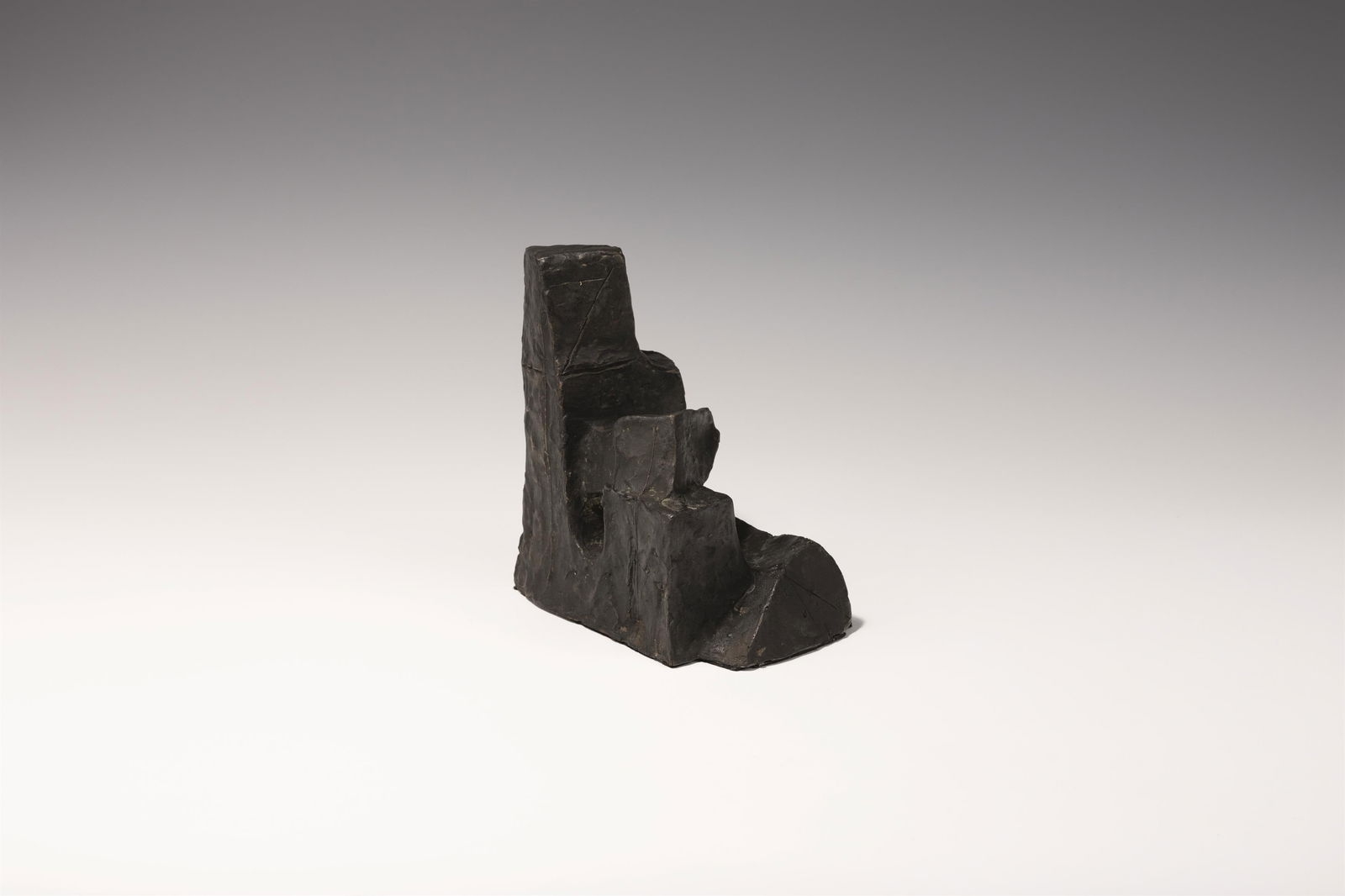 Fritz Wotruba: Kleine sitzende Figur - 3