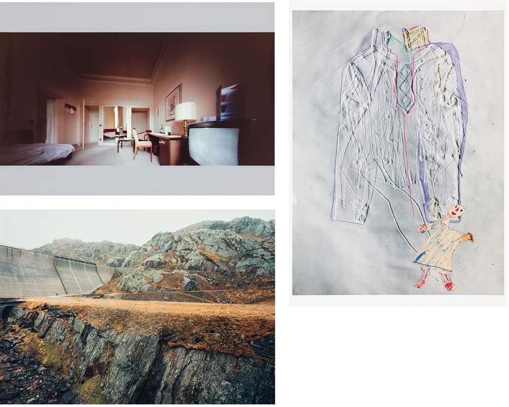 Herbert Brandl und Peter Kogler und Valie Export u.a.: o.T.: Herbert Brandl und Peter Kogler und Valie Export u.a. o.T. (Kunstmappe für Ärzte ohne Grenzen) 2006 15 Fotografien (C-Prints); in Leinenkasette je 50 x 70 cm Portfolio von 15