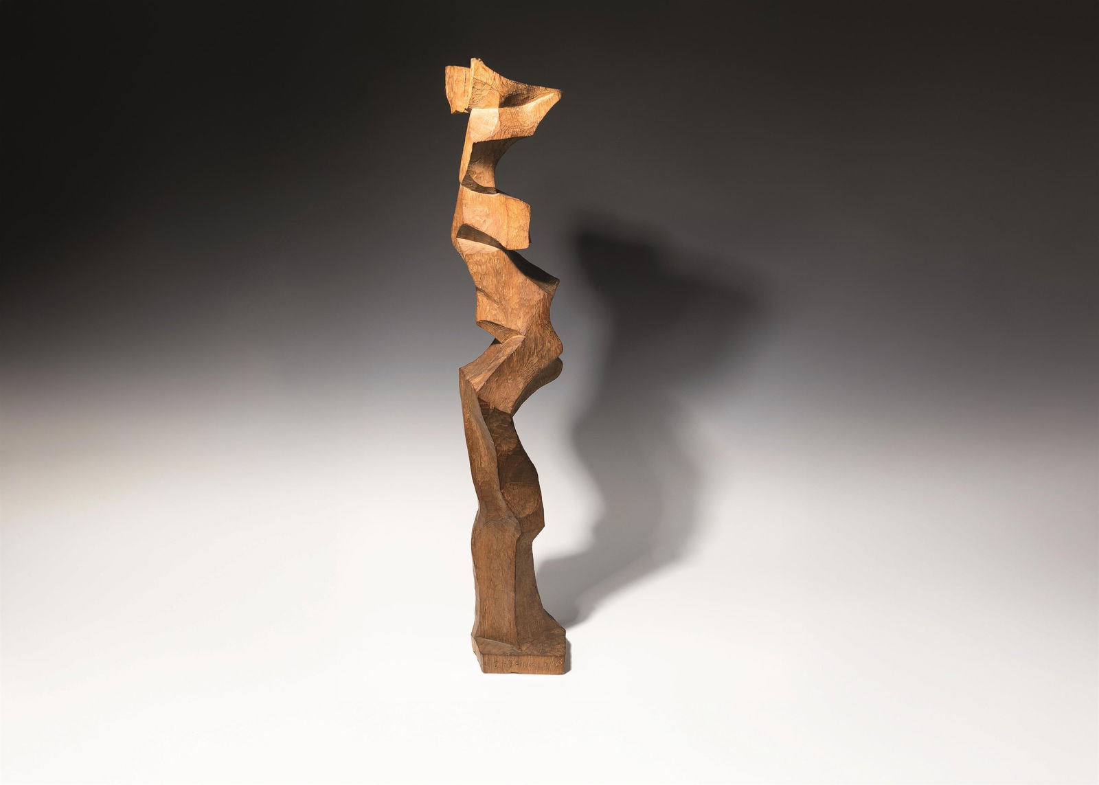 Oskar E. Höfinger: o.T.: Oskar E. Höfinger o.T. 1966 Holz H. 95 cm Signiert und datiert: O Höfinger, 66 Privatbesitz, Deutschland Oskar E. Höfinger Untitled 1966 wood h. 95 cm signed and dated: O